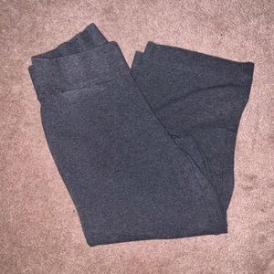 Lands End Capris - Dark Grey